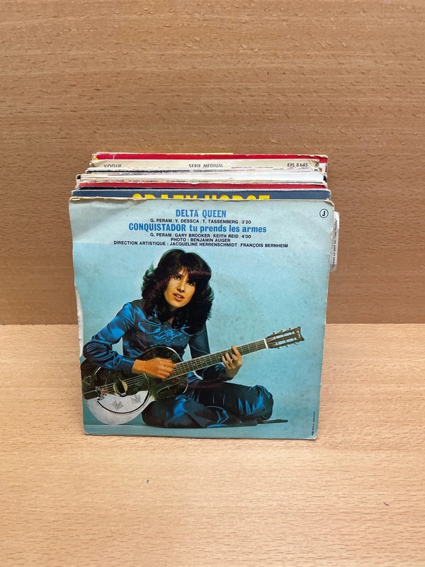 Lot de 30 vinyles