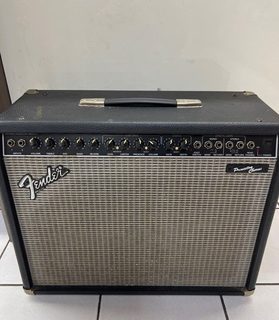 Ampli guitare Fender Princeton Chorus avec footswitch