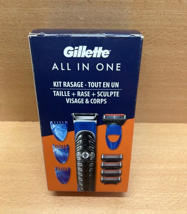 Kit rasage Gillette All In One neuf tondeuse visage et corps