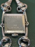 Montre Gucci bracelet acier quartz réf. 1116.5 — photo 3
