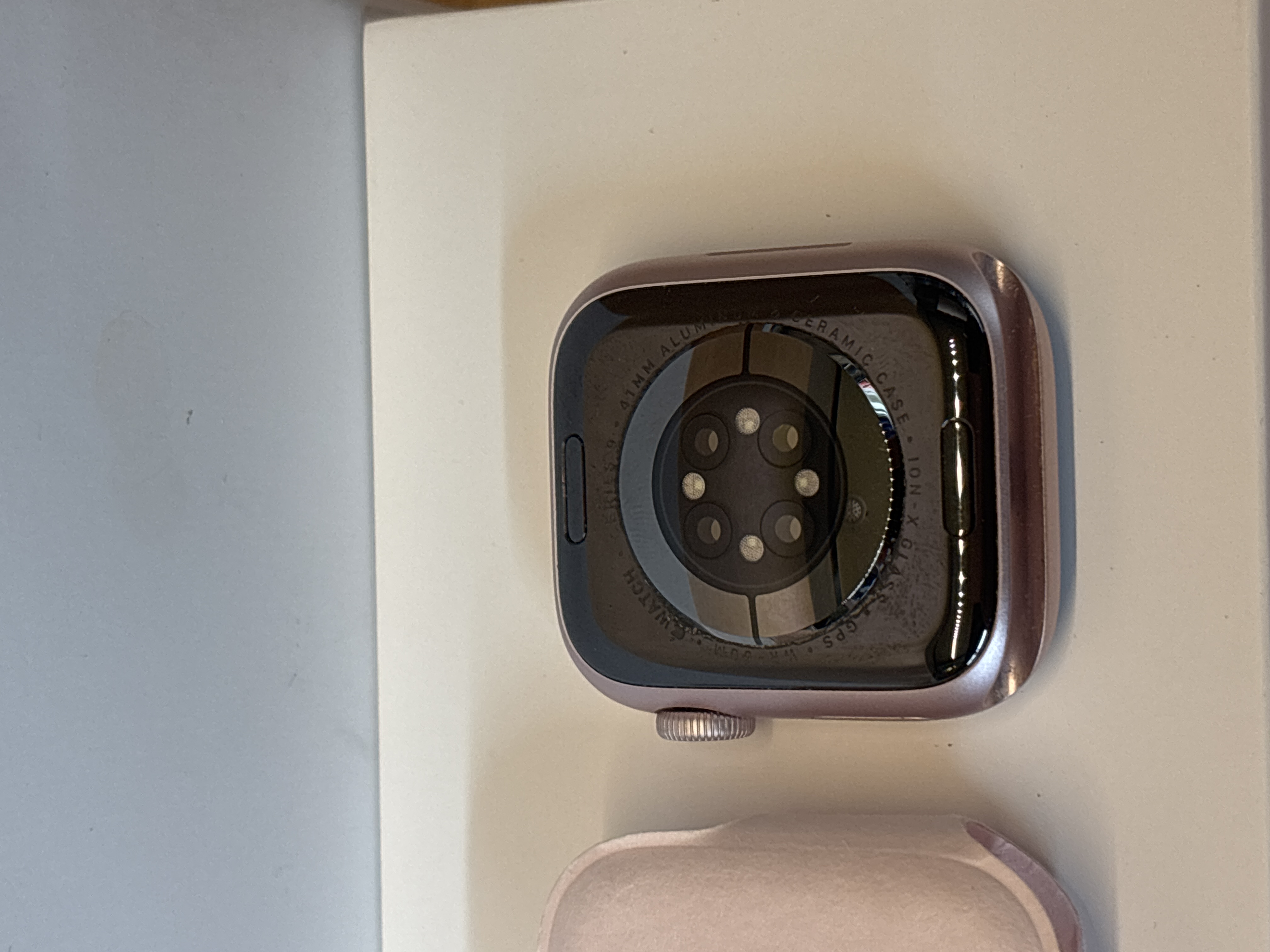 Apple Watch Series 9 GPS 41 mm rose avec bracelet Light Pink Sport Loop — photo 2