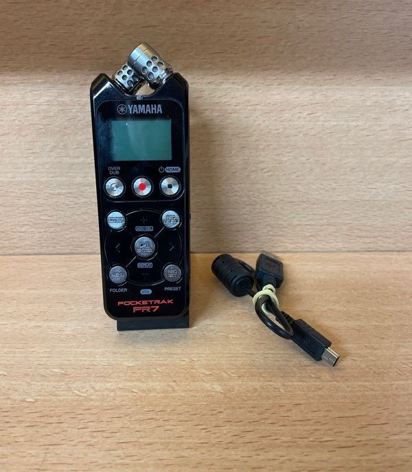 Enregistreur audio Yamaha Pocketrak PR7 avec câble USB
