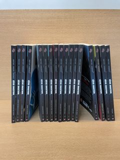 Lot 17 comics The Walking Dead tomes 1 à 13 et 15 à 18