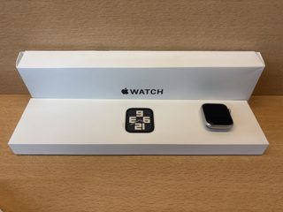 Apple Watch SE 2 GPS 40 mm aluminium starlight A2722